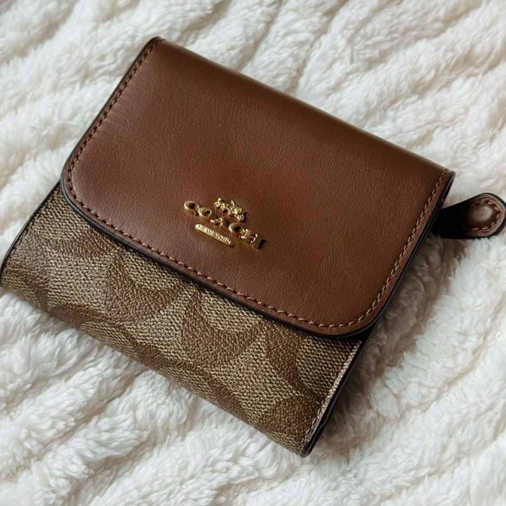 Coach Logo Wallet